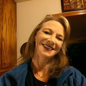 Meet your Posher, Linda